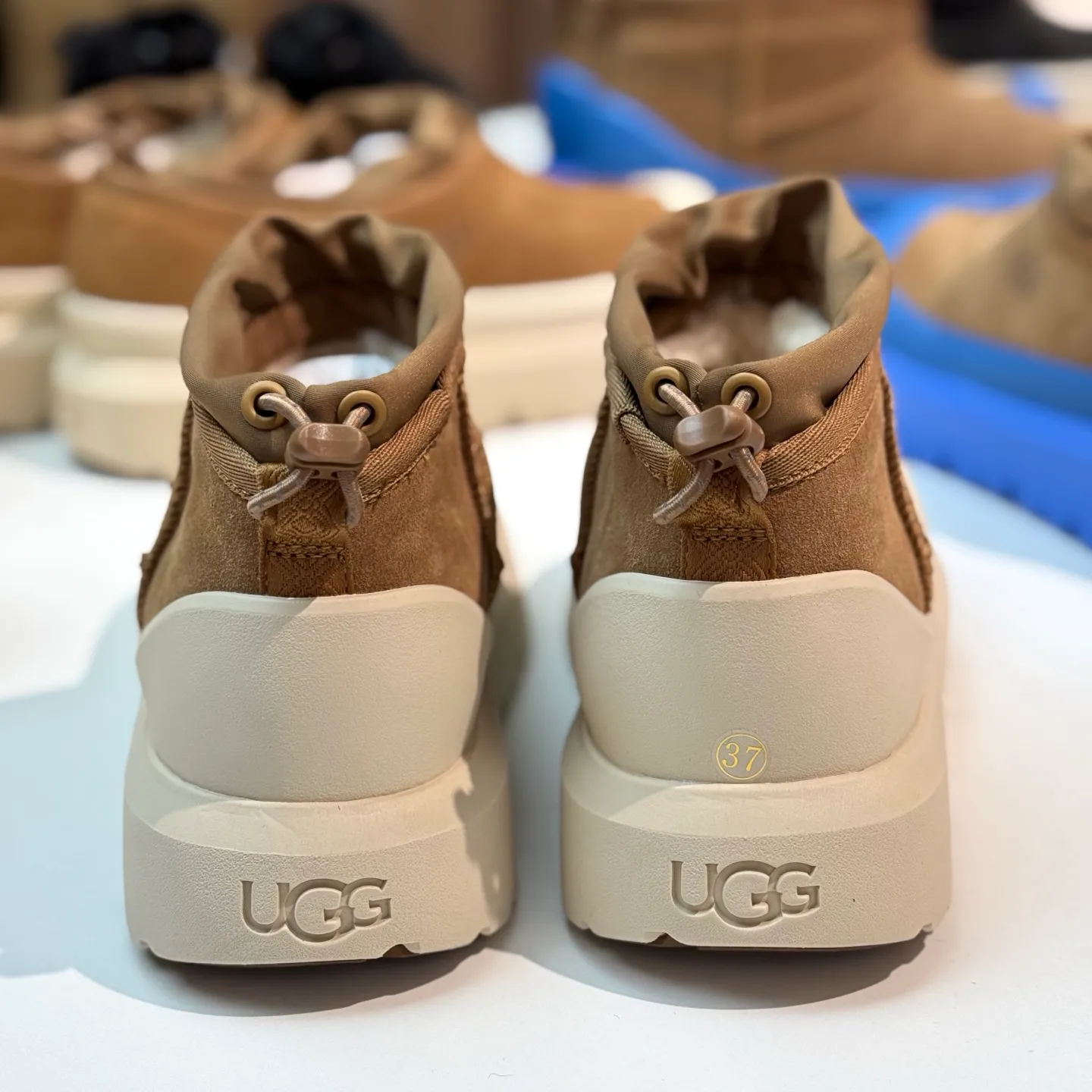 Local 💰600 2025 new Wang Yibo 4196 exclusive version original OEM grade UGG Wang Yibo same model high-end exclusive supply pyramid-top workmanship quality high-end needs to come #big advantage supply❗️❗️❗️ low-top men's and women's shoes size: 36 37 38 39 40 41 42 43 44 45